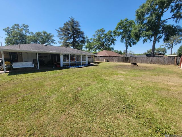 2234 N Alameda Dr, Baton Rouge, LA 70815