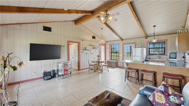 127 offer, Llano, TX 78643