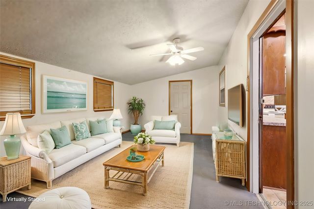 73645 Cyclone Circle, Wagoner, OK 74467