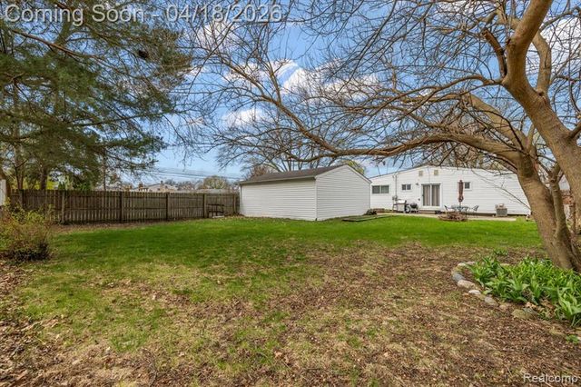 14518 Melrose Street, Livonia, MI 48154