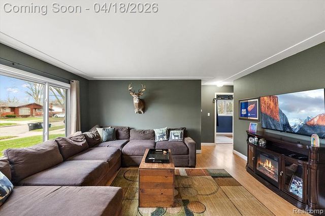 14518 Melrose Street, Livonia, MI 48154