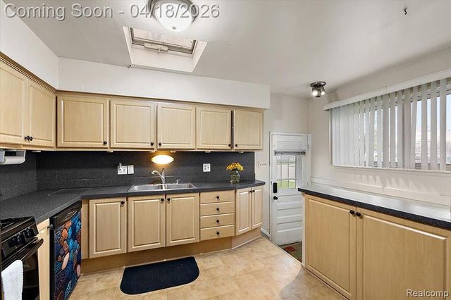 14518 Melrose Street, Livonia, MI 48154