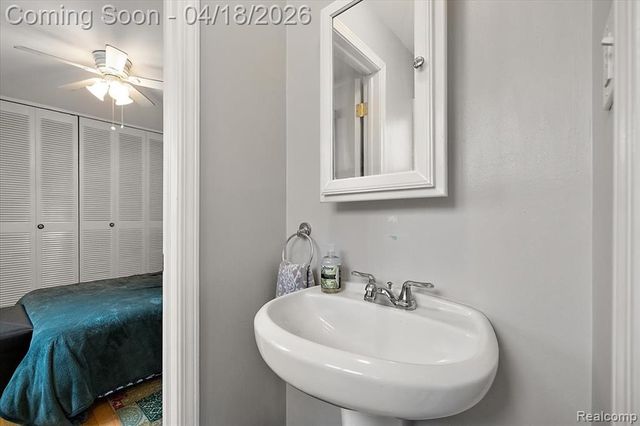 14518 Melrose Street, Livonia, MI 48154