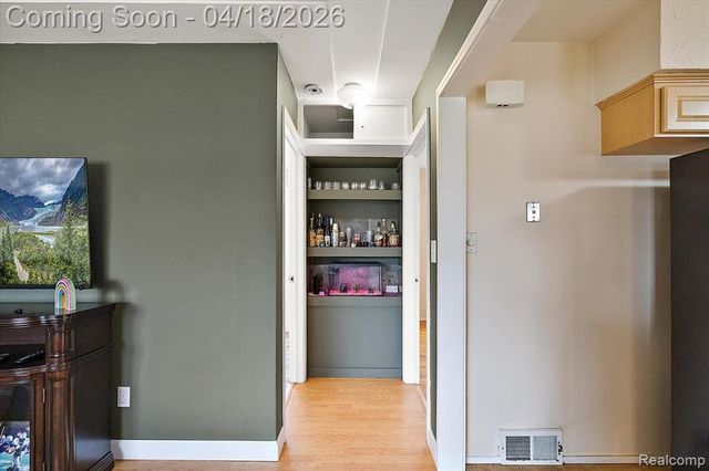 14518 Melrose Street, Livonia, MI 48154