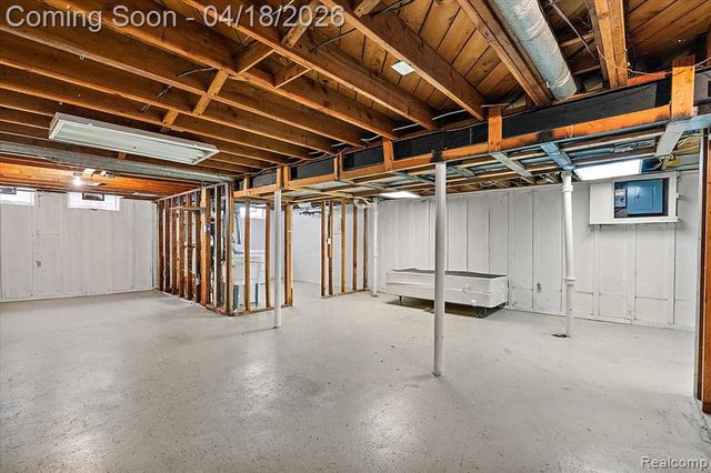 14518 Melrose Street, Livonia, MI 48154