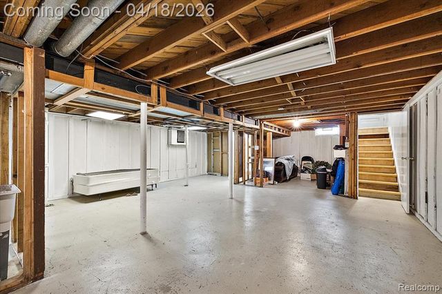 14518 Melrose Street, Livonia, MI 48154