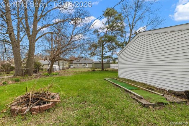 14518 Melrose Street, Livonia, MI 48154