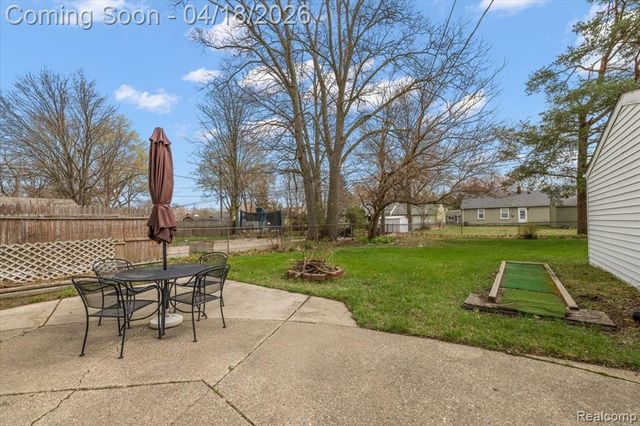 14518 Melrose Street, Livonia, MI 48154