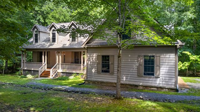 1835 Ridge Cliff Dr, Monteagle, TN 37356