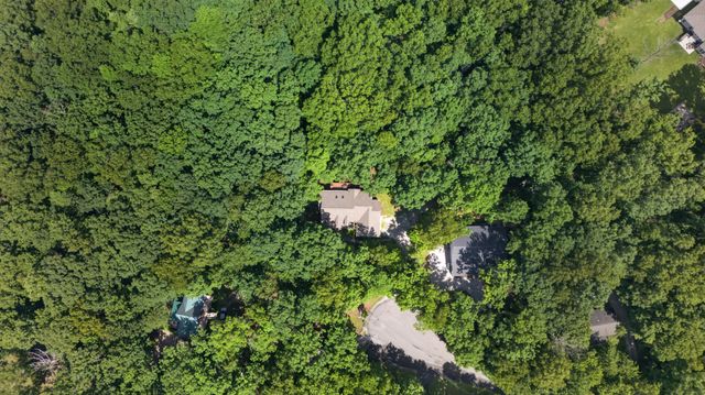 1835 Ridge Cliff Dr, Monteagle, TN 37356