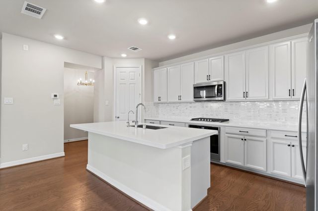 9435 Towne Lake Parkway, Cypress, TX 77433