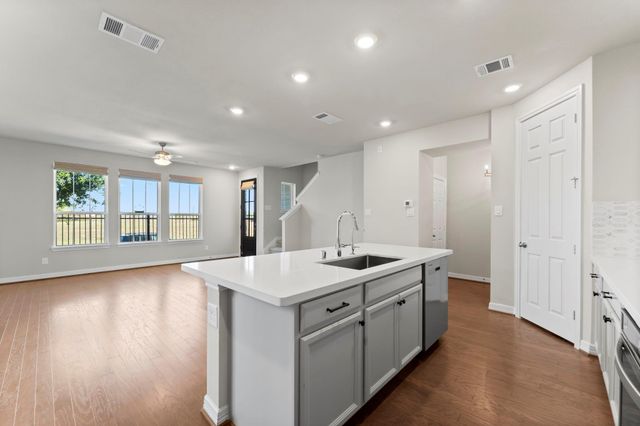 9435 Towne Lake Parkway, Cypress, TX 77433