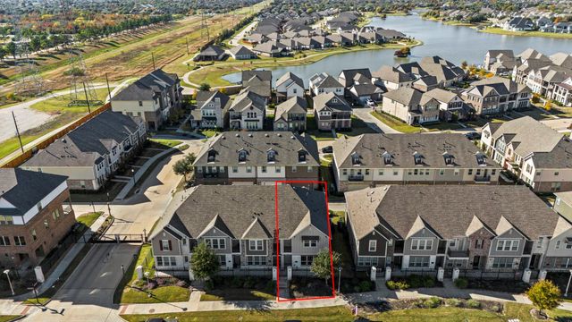 9435 Towne Lake Parkway, Cypress, TX 77433
