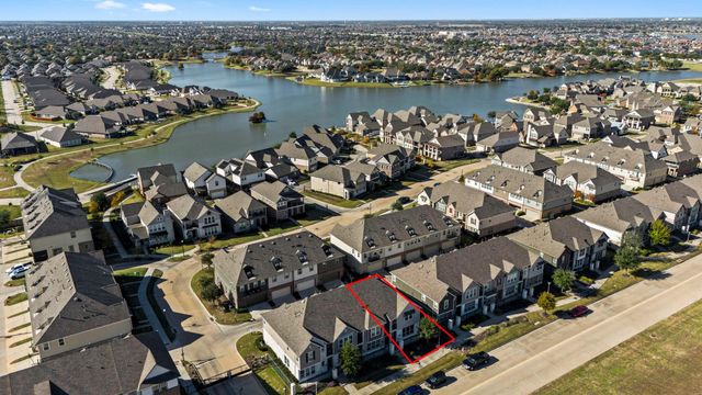 9435 Towne Lake Parkway, Cypress, TX 77433