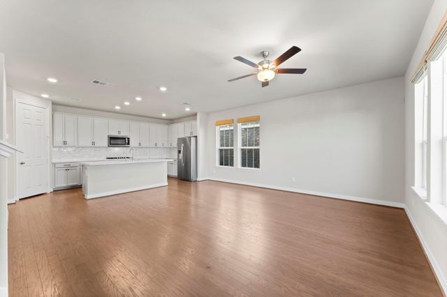 9435 Towne Lake Parkway, Cypress, TX 77433