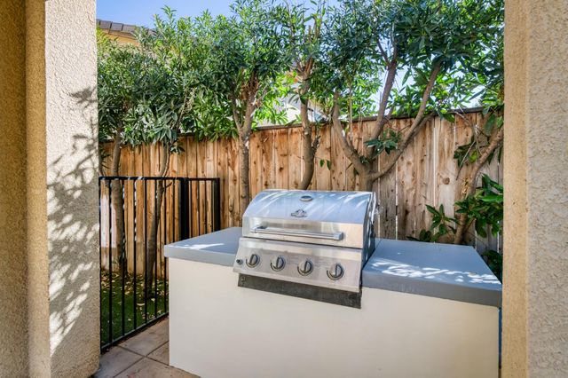 4134 Richmond Avenue, Clovis, CA 93619