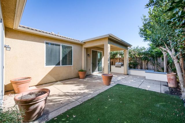4134 Richmond Avenue, Clovis, CA 93619