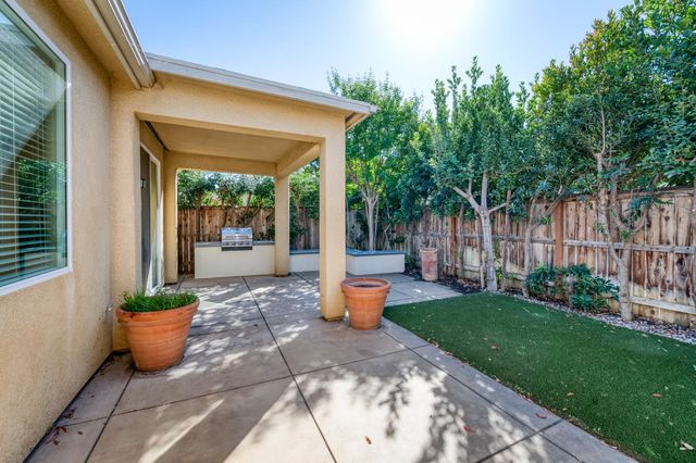4134 Richmond Avenue, Clovis, CA 93619