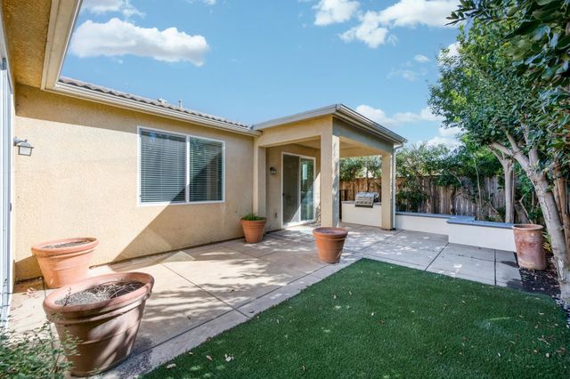 4134 Richmond Avenue, Clovis, CA 93619
