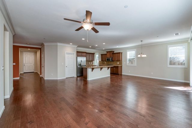 4134 Richmond Avenue, Clovis, CA 93619