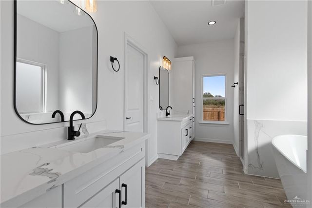 1869 Sam Circle, Harlingen, TX 78552