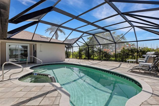 294 ROTONDA CIRCLE, Rotonda West, FL 33947