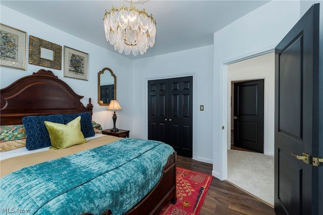 1417 W 77th Street, Cleveland, OH 44102