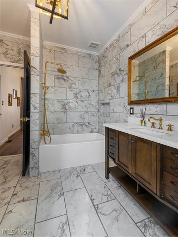 1417 W 77th Street, Cleveland, OH 44102