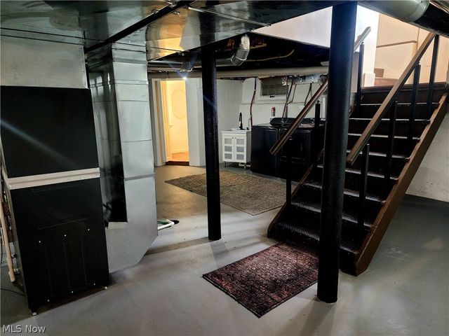 1417 W 77th Street, Cleveland, OH 44102