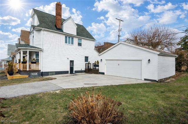 1417 W 77th Street, Cleveland, OH 44102