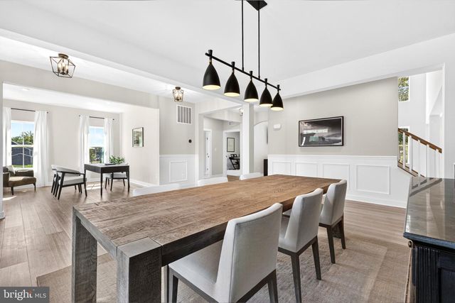 6748 HIGHLANDER CT, Warrenton, VA 20187