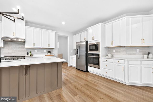 6748 HIGHLANDER CT, Warrenton, VA 20187
