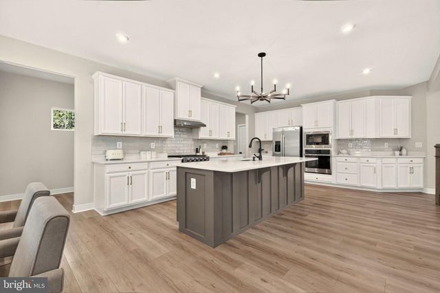 6748 HIGHLANDER CT, Warrenton, VA 20187