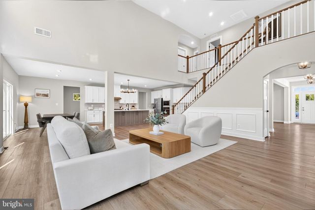 6748 HIGHLANDER CT, Warrenton, VA 20187