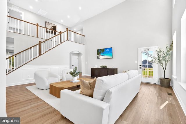 6748 HIGHLANDER CT, Warrenton, VA 20187