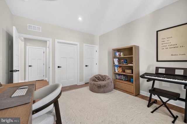 6748 HIGHLANDER CT, Warrenton, VA 20187
