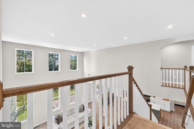 6748 HIGHLANDER CT, Warrenton, VA 20187