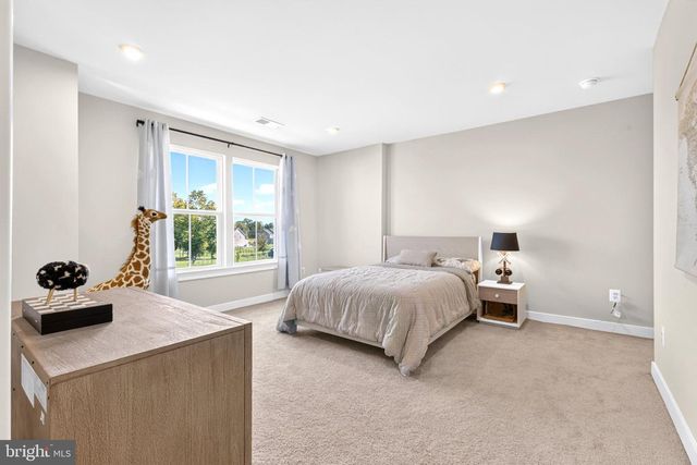 6748 HIGHLANDER CT, Warrenton, VA 20187