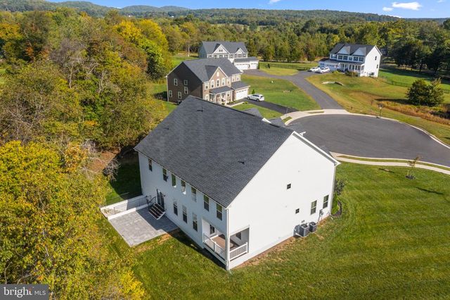 6748 HIGHLANDER CT, Warrenton, VA 20187