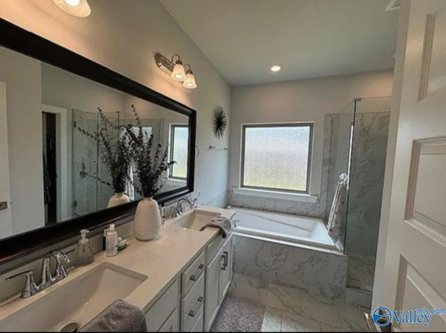6018 Margie Collins Drive, Owens Cross Roads, AL 35763