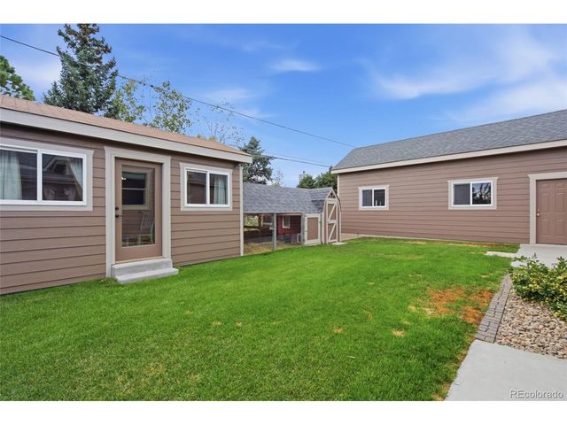 8663 S Wadsworth Ct, Littleton, CO 80128