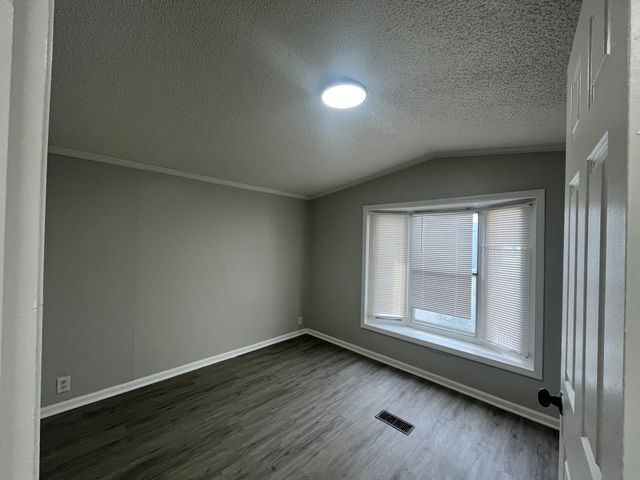 9001 S Cicero Avenue S 126, Oak Lawn, IL 60453