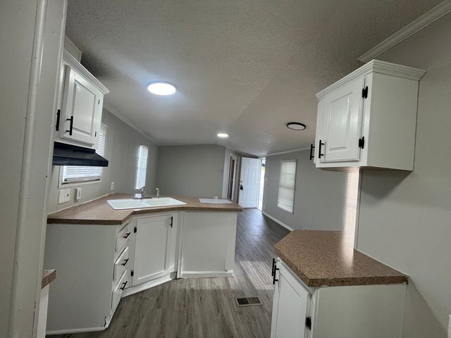9001 S Cicero Avenue S 126, Oak Lawn, IL 60453