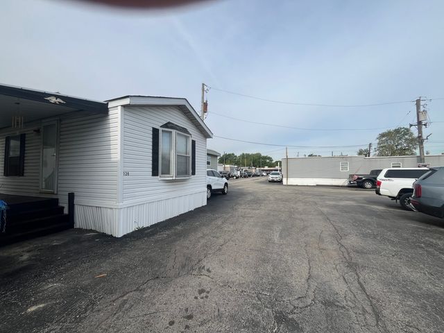 9001 S Cicero Avenue S 126, Oak Lawn, IL 60453