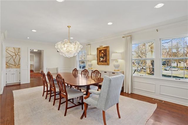 3223 W 67th Street, Mission Hills, KS 66208