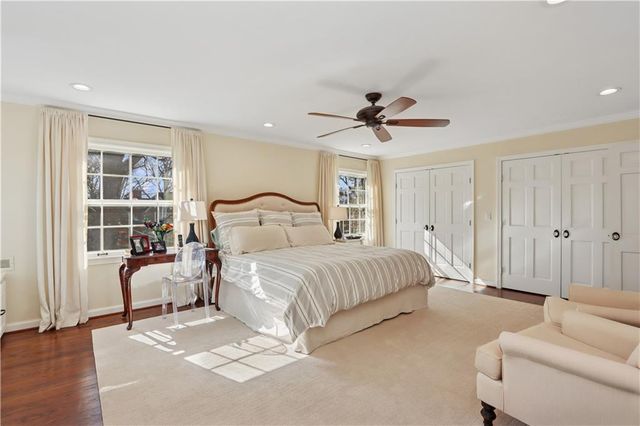 3223 W 67th Street, Mission Hills, KS 66208