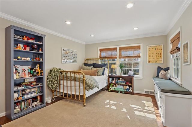 3223 W 67th Street, Mission Hills, KS 66208