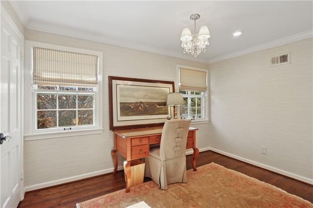 3223 W 67th Street, Mission Hills, KS 66208