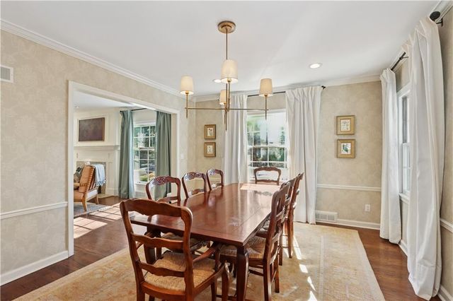 3223 W 67th Street, Mission Hills, KS 66208