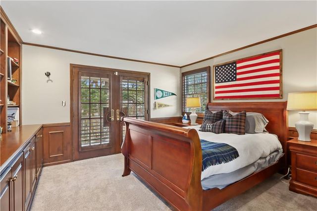 3223 W 67th Street, Mission Hills, KS 66208